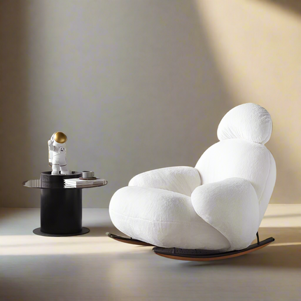 White lambwool leisure chair with footrest