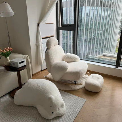 White lambwool leisure chair with footrest