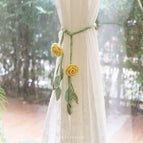 (Ready stock) One yellow rose